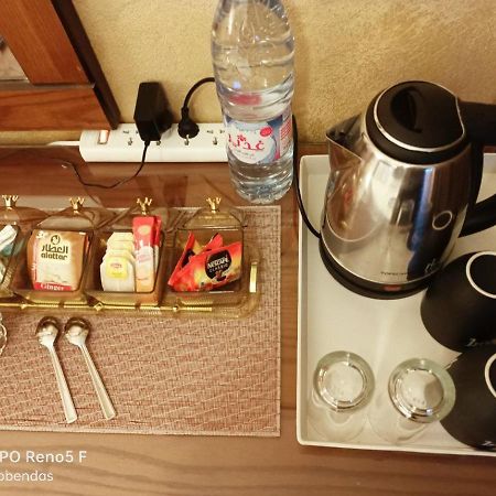 Plaza De Petra Hotel Wadi Musa Bagian luar foto