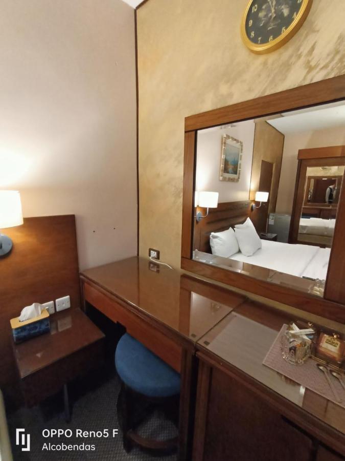Plaza De Petra Hotel Wadi Musa Bagian luar foto