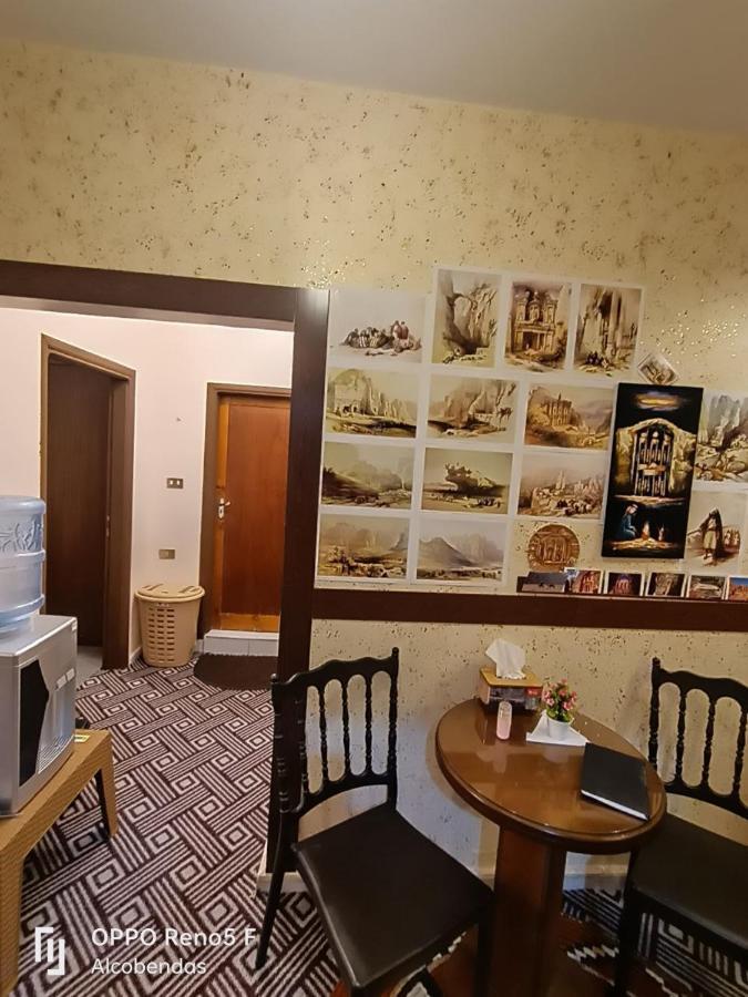 Plaza De Petra Hotel Wadi Musa Bagian luar foto